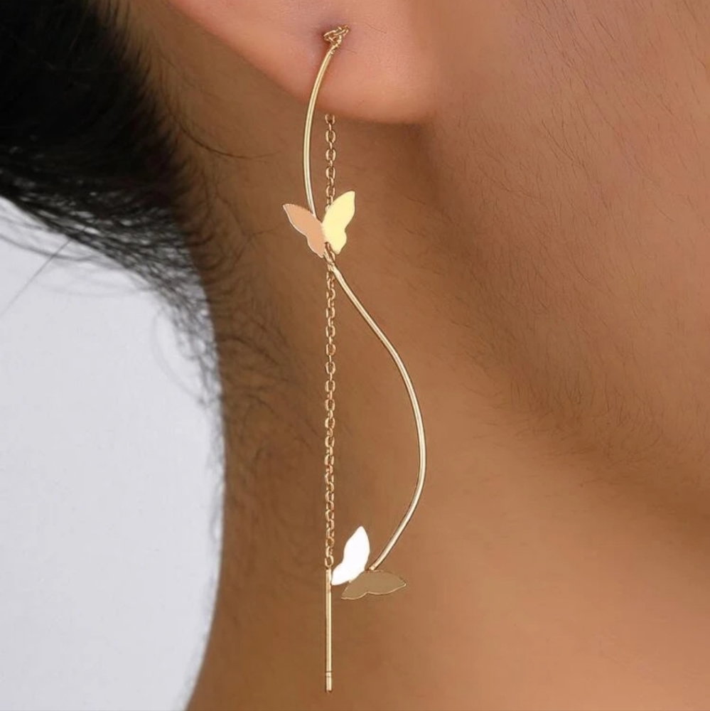 🦋🦋NEW🦋🦋PRETTY!! 3D BUTTERFLY Threaded Earrings in ROSE GOLD